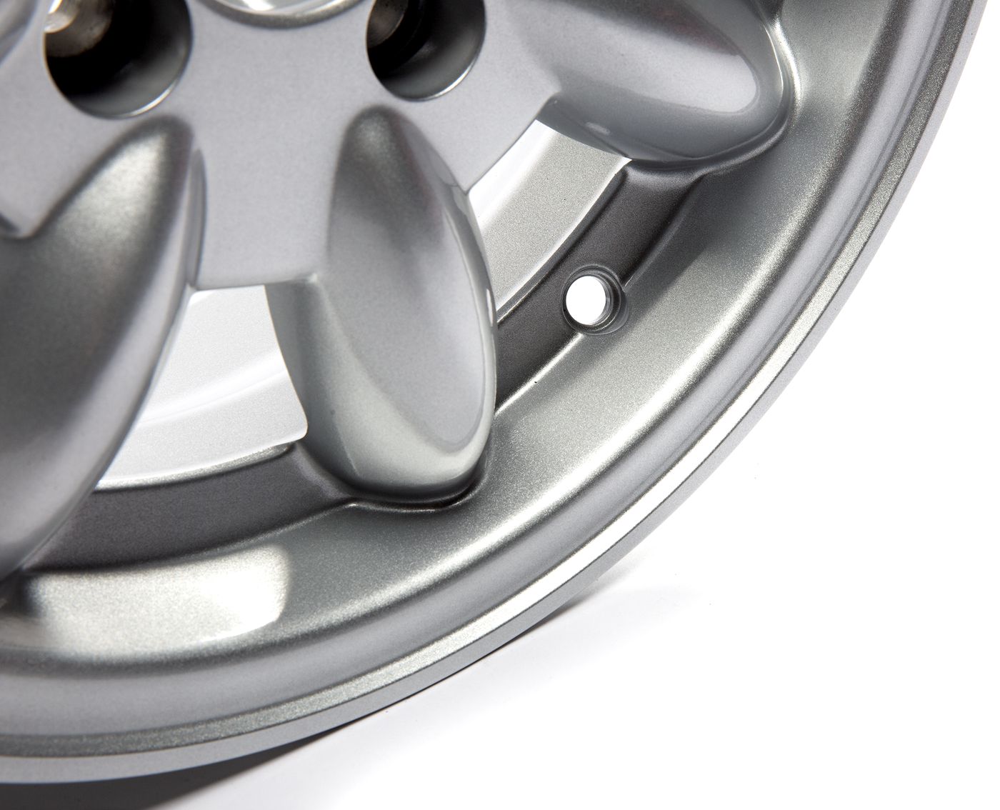 Leichtmetallrad
Alloy wheel
Jante en alliage
Felgi z lekkich met