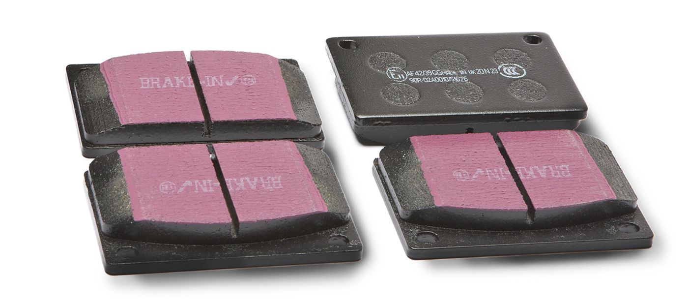 Bremsbeläge
Brake pads
Plaquettes de frein
Okładziny hamulcowe