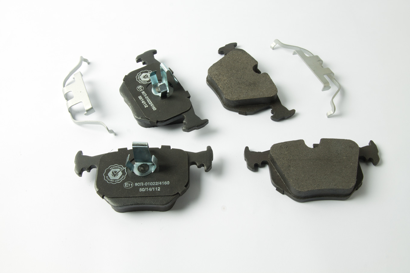 Bremsbeläge
Brake pads
Plaquettes de frein
Okładziny hamulcowe